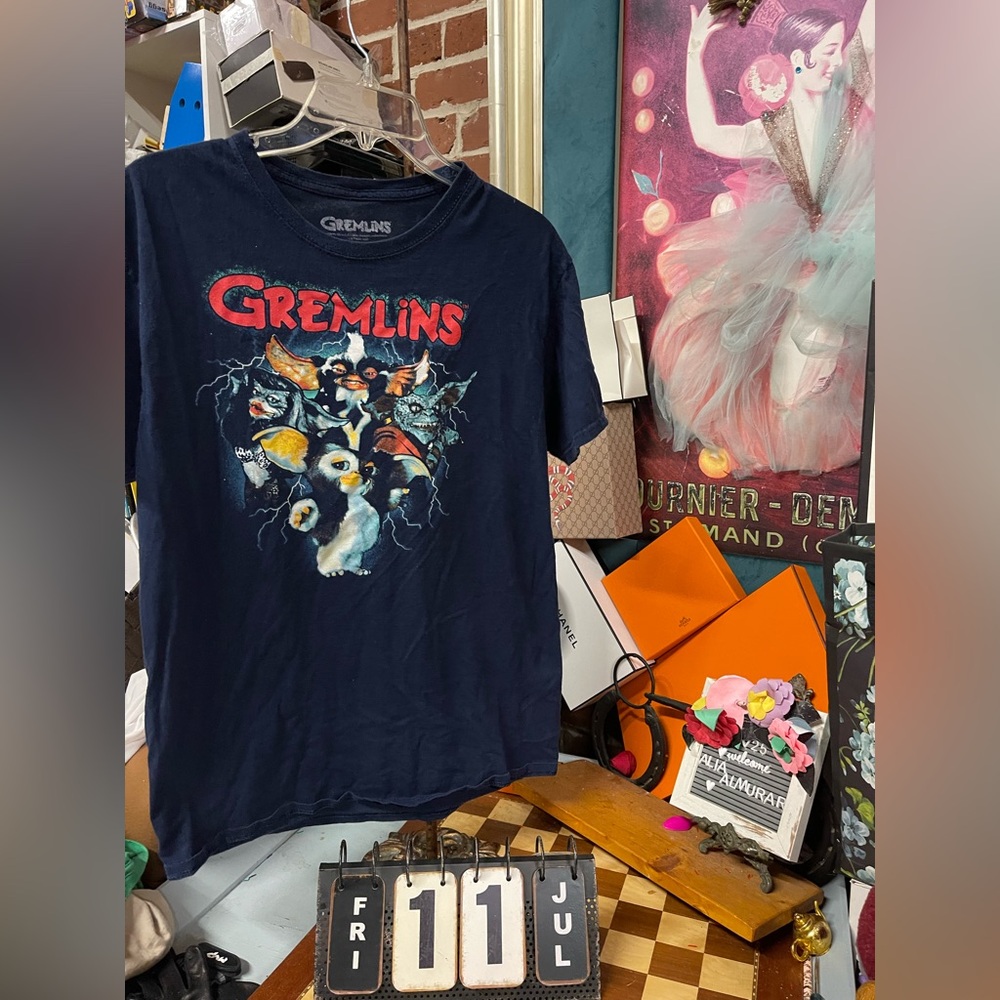 Gremlins Women's T-shirt w/ Back Print Gizmo Stripe